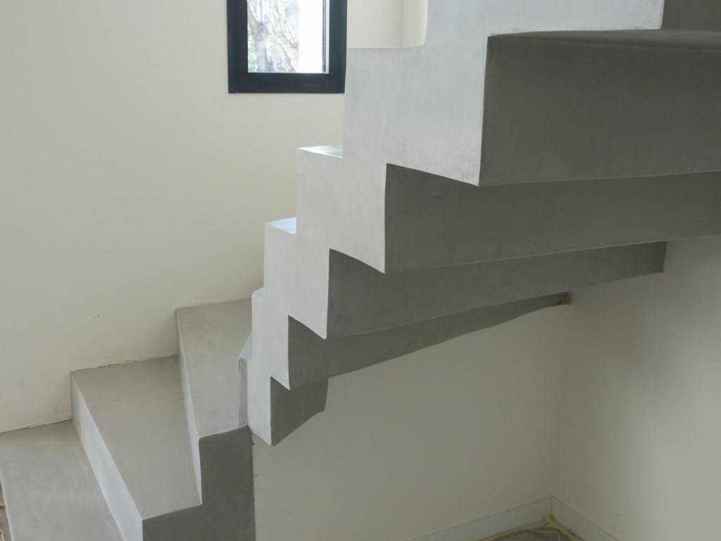 Création d'escalier en béton Eygliers